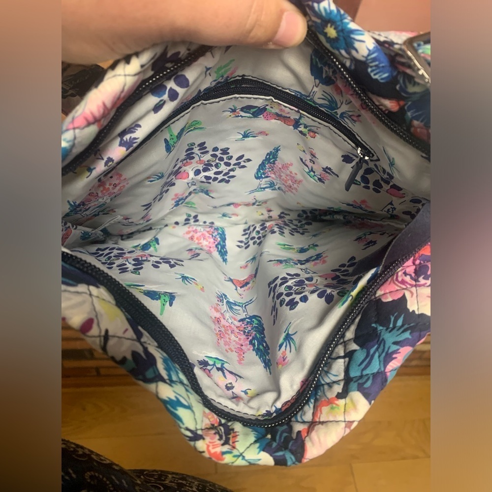 Vera Bradley Garden Grove Triple Zip Crossbody - Picture 4 of 4